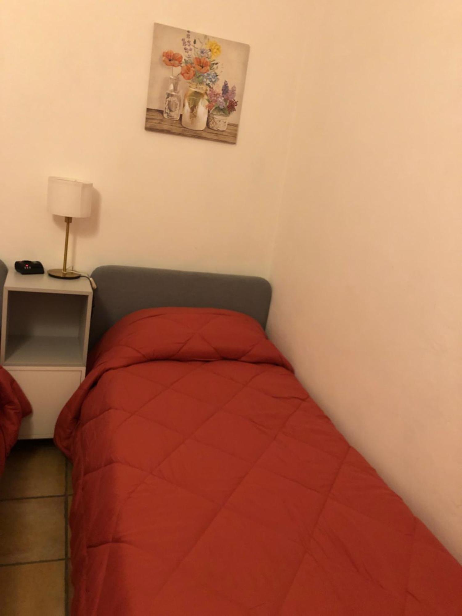 Bed and Breakfast La Finestra Di Umberto Vicino Al Centro Con Parcheggio Privato Витербо Экстерьер фото