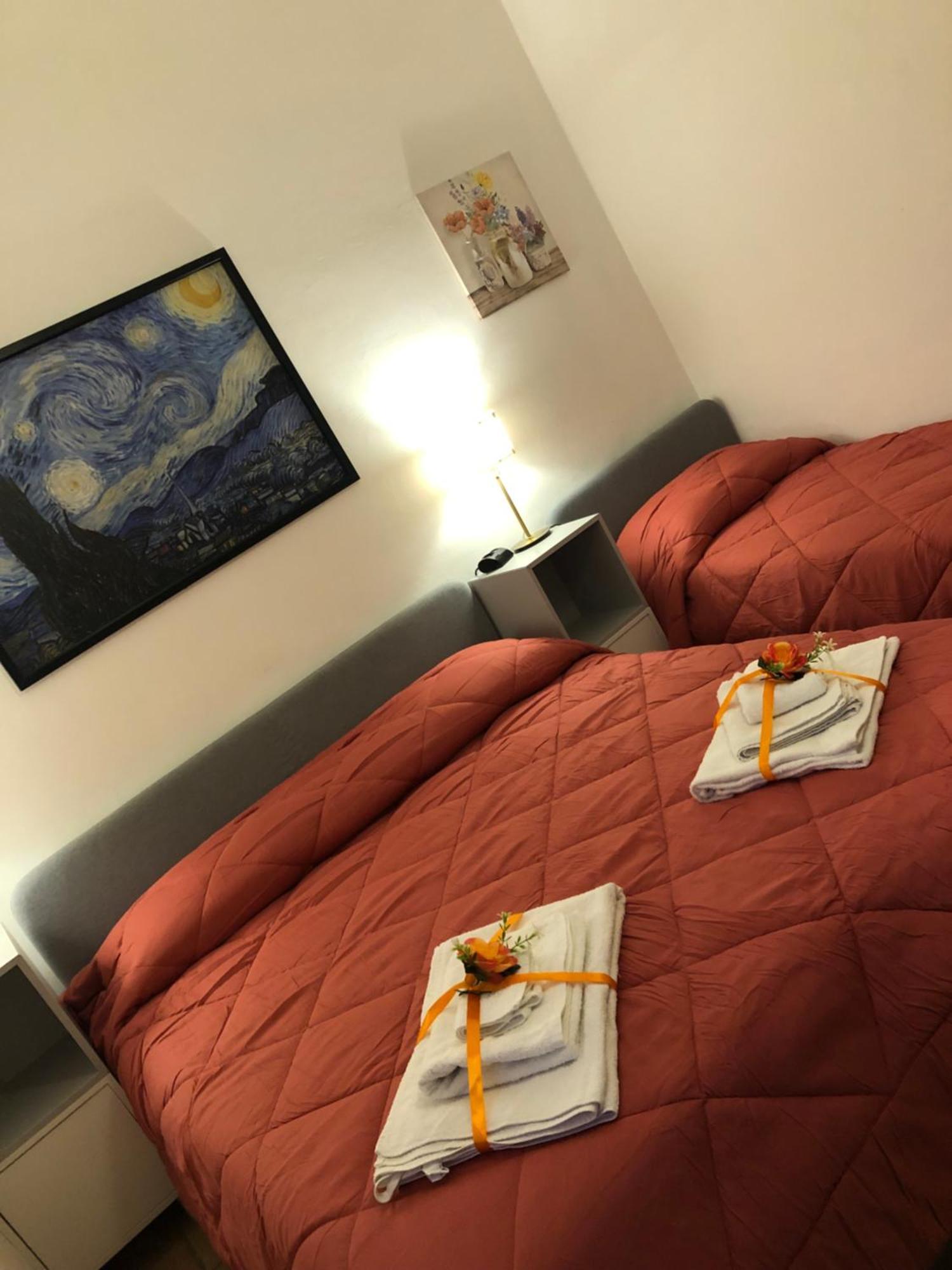 Bed and Breakfast La Finestra Di Umberto Vicino Al Centro Con Parcheggio Privato Витербо Экстерьер фото